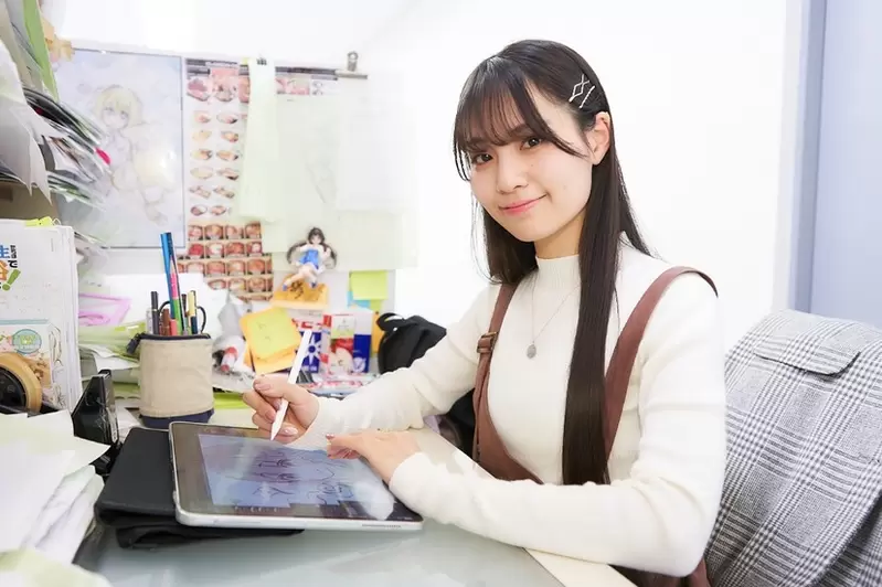 《正妹动画师矢野茜》妹妹超级鄙视她的工作？在家画画或是看动画都会被痛骂一顿