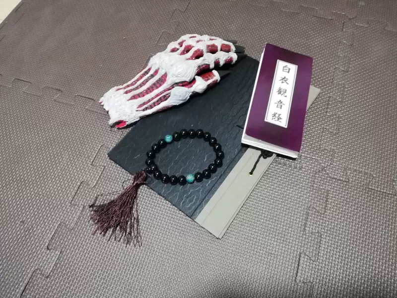 《COSER想丢掉扮装道具》你认得这是哪位角色用的吗？高还原度让网友们直呼超想要