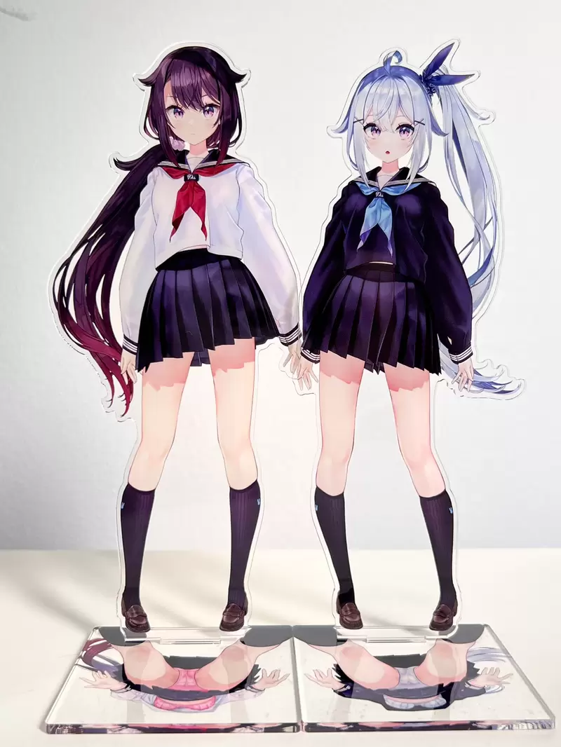 绅士们好好学起来《欣赏美少女坐姿模型胖次的方法》都如此细节了，那就不能错过呀