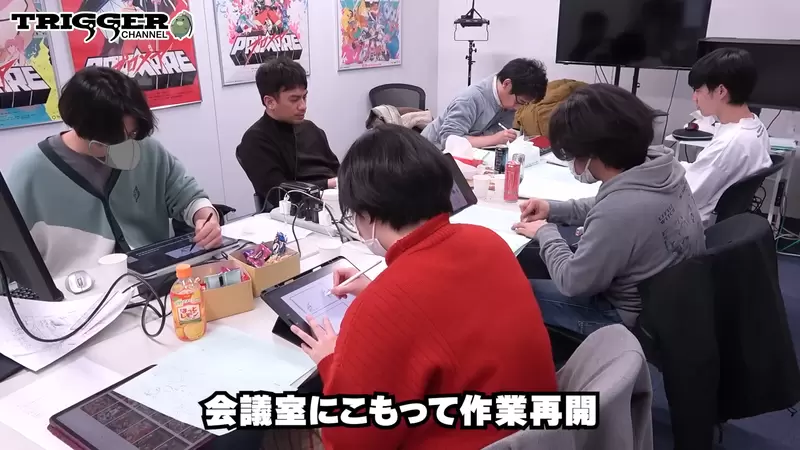 《资深动画师吉成曜》参与迷宫饭第二季OP作画使用超小iPad画三只龙还说太简单