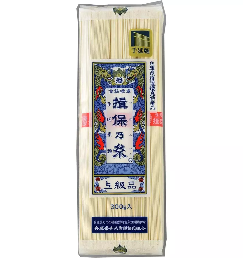 《这箱子装钢链单行本超好用》揖保乃糸木箱引发动漫迷关注先跟９公斤面线做等价交换