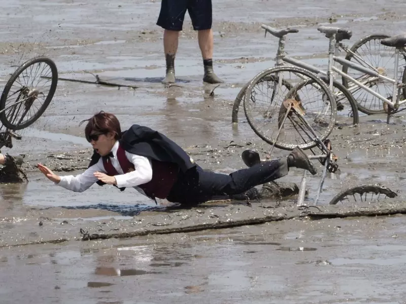 《佐贺偶像是传奇》那个男人现身泥林匹克高还原度COSPLAY超抢镜