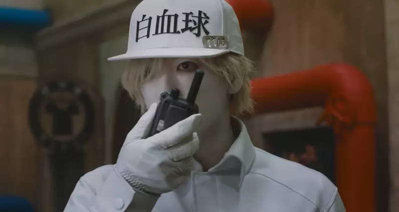真人电影版《工作细胞》双主角红血球由永野芽郁饰演，而白血球找来了佐藤健担纲演出