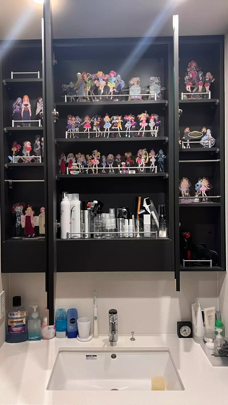 《隐藏收藏品的宅宅》画师分享超强伪装术生活过得宛如隐匿基督徒？