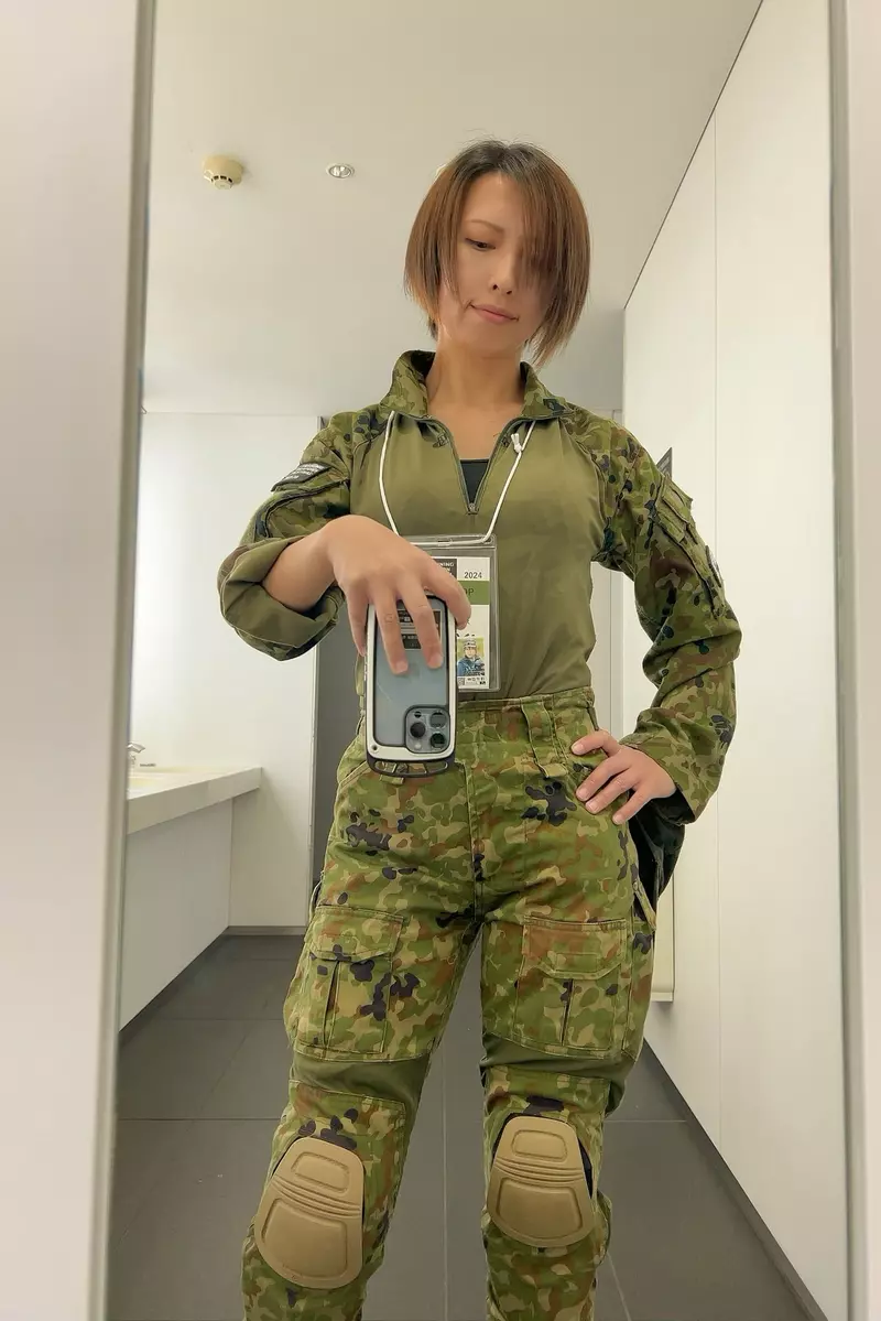 《寻找15年前的善心宅宅》同人展COSER收到超想要的义呆利纸袋两人时隔多年奇迹相认了