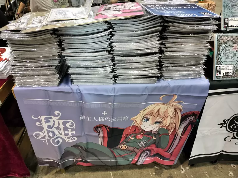 《漫画家重现自己画的图》翘臀趴姿画起来好像很简单实际做起来却不是那么一回事